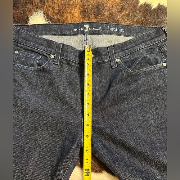 7 4 All Mankind Bootcut Fit Dark Wash Md Rise Zip Fly Stretch Denim Jean - Picture 4 of 8